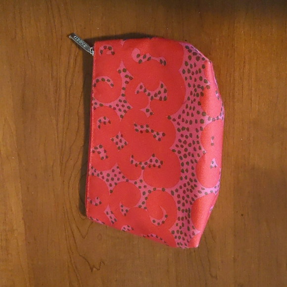 Clinique Makeup Bag - Picture 2 of 4